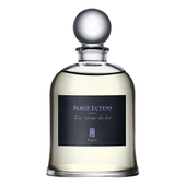 Serge Lutens La Vierge De Fer